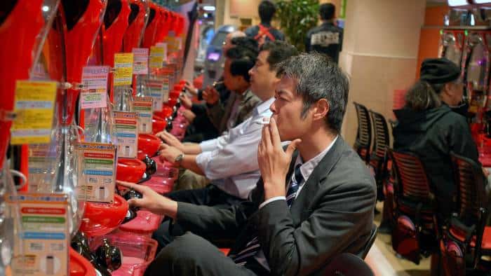 Japão perde mais de cem salões de pachinko em março de 2021