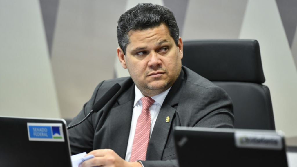 Senado debate projeto de lei para regulamentação de cassinos e bingos no Brasil