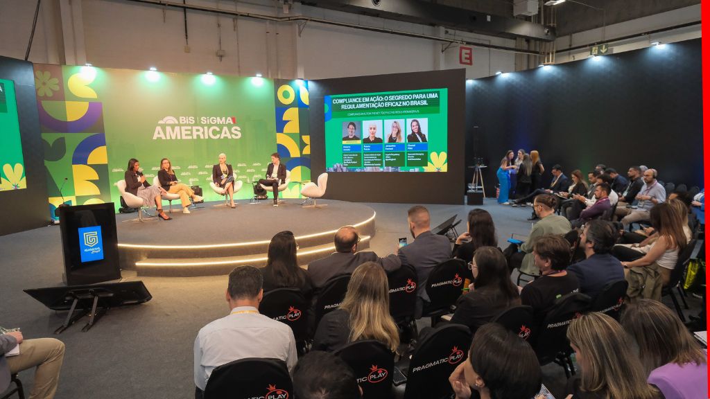 El BiS SiGMA Américas 2025 abre con un firme debate sobre cumplimiento, colaboración y regulaciones